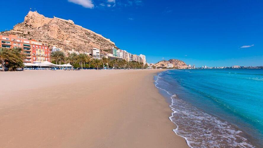 Estupendo Loft Plaza De Toros Appartement Alicante Buitenkant foto